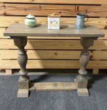 Load image into Gallery viewer, Turned Leg Wooden Console Table: Classic Gray Farmhouse Entryway Decor