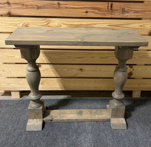 Load image into Gallery viewer, Turned Leg Wooden Console Table: Classic Gray Farmhouse Entryway Decor