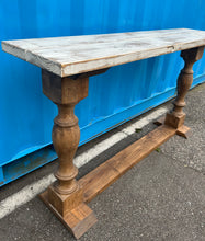 Load image into Gallery viewer, Rustic Farmhouse Entryway Table: Weathered White Top, Turned Legs