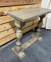 Load image into Gallery viewer, Turned Leg Entryway Table (Classic Gray)
