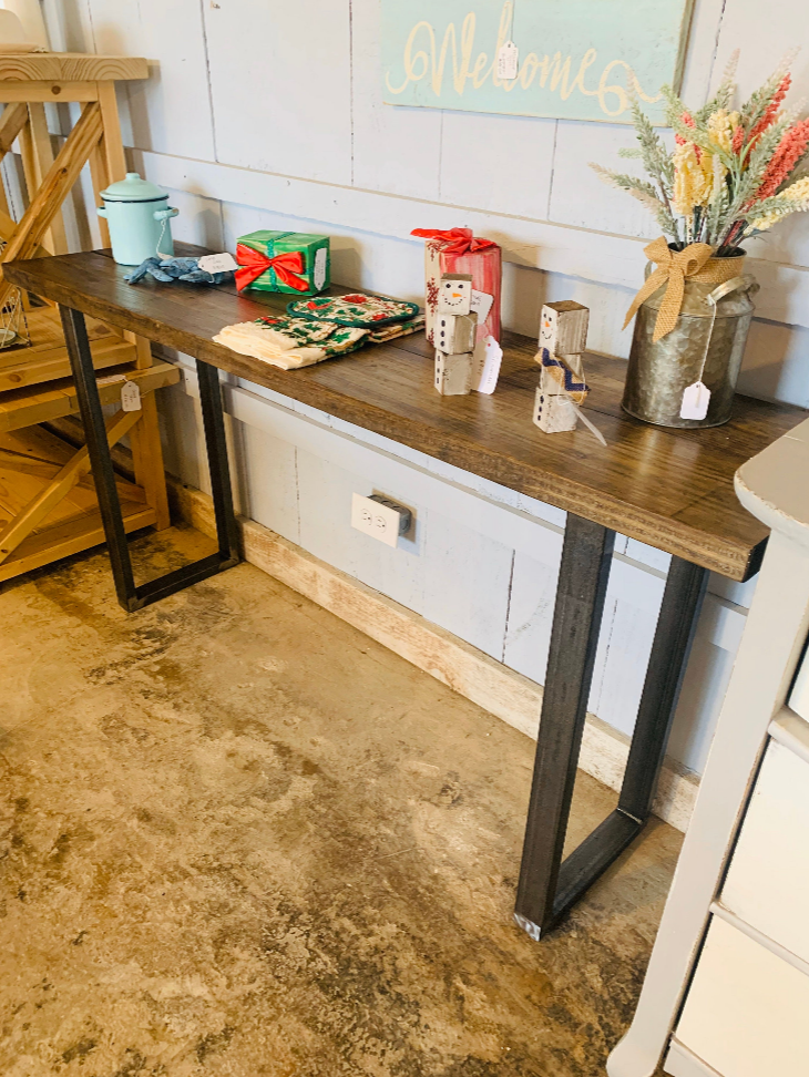 Industrial Farmhouse Entryway Table: Dark Walnut Top & Black Metal Legs