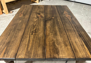 Large Farmhouse Turned Leg Coffee Table (Dark Walnut)