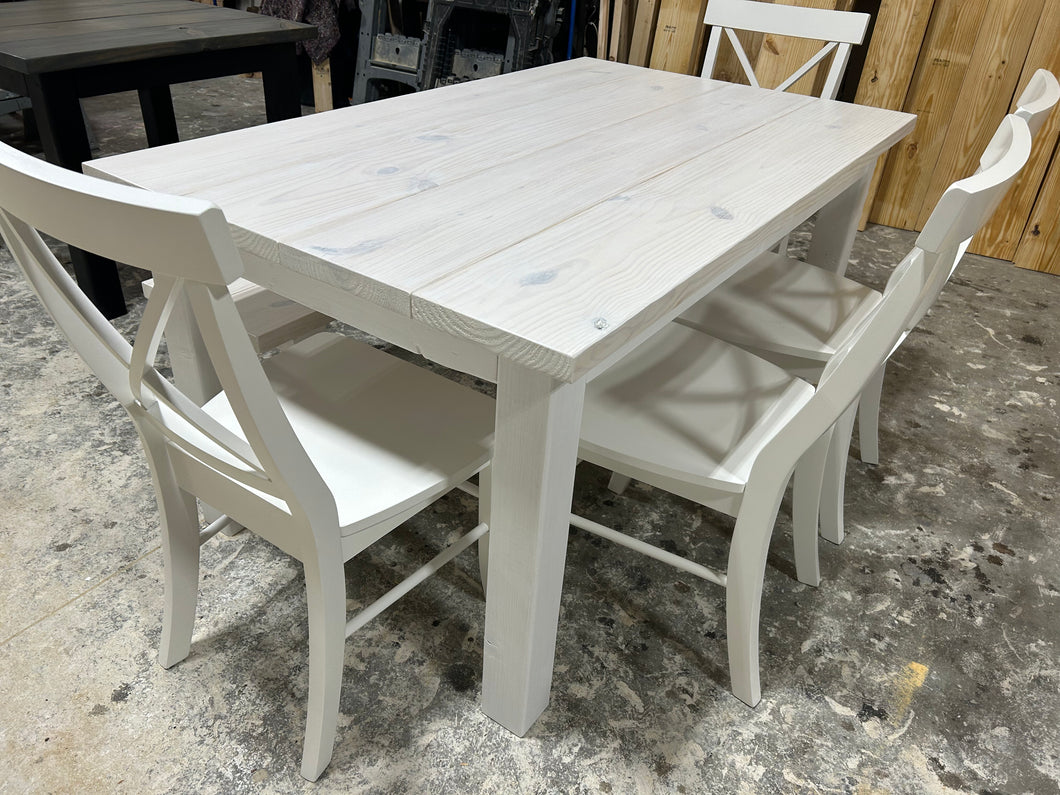 5ft Classic Farmhouse Table with Bench and Chairs (White)