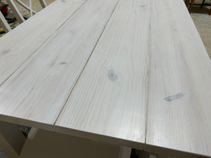5ft Classic Farmhouse Table with Bench and Chairs (White)